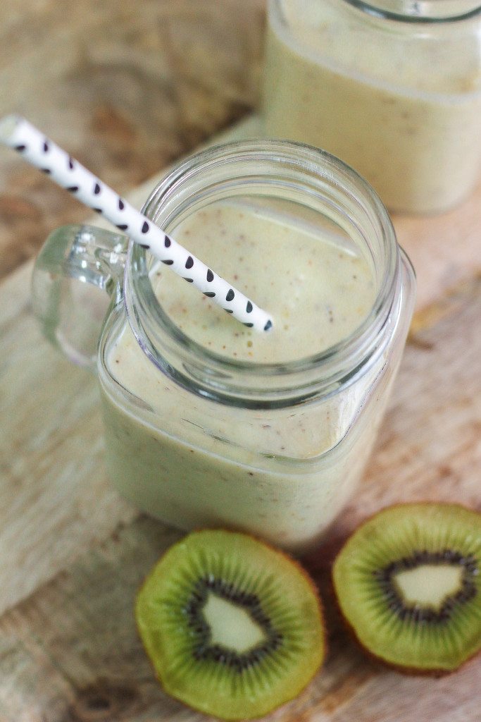 Kiwi and Banana Smoothie